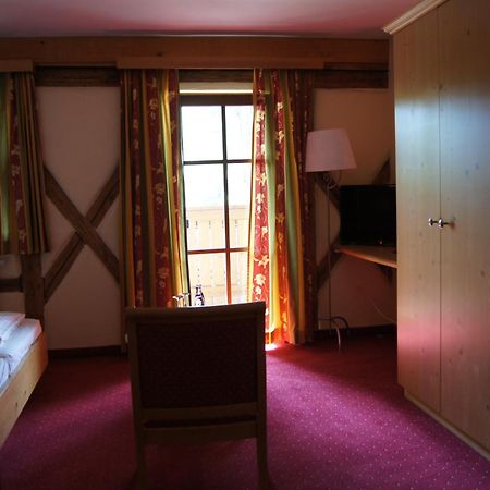 Gasthof Schoenau Heilsbronn Ruang foto