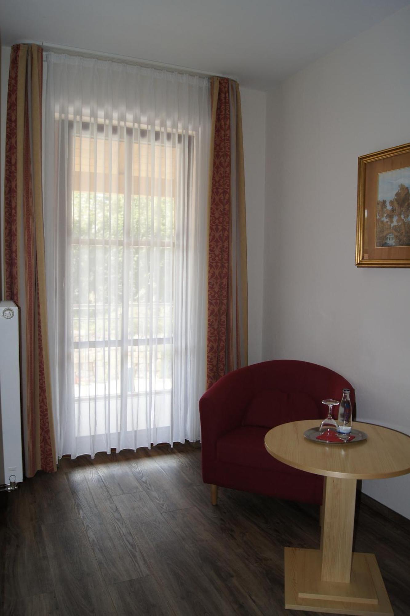 Gasthof Schoenau Heilsbronn Ruang foto