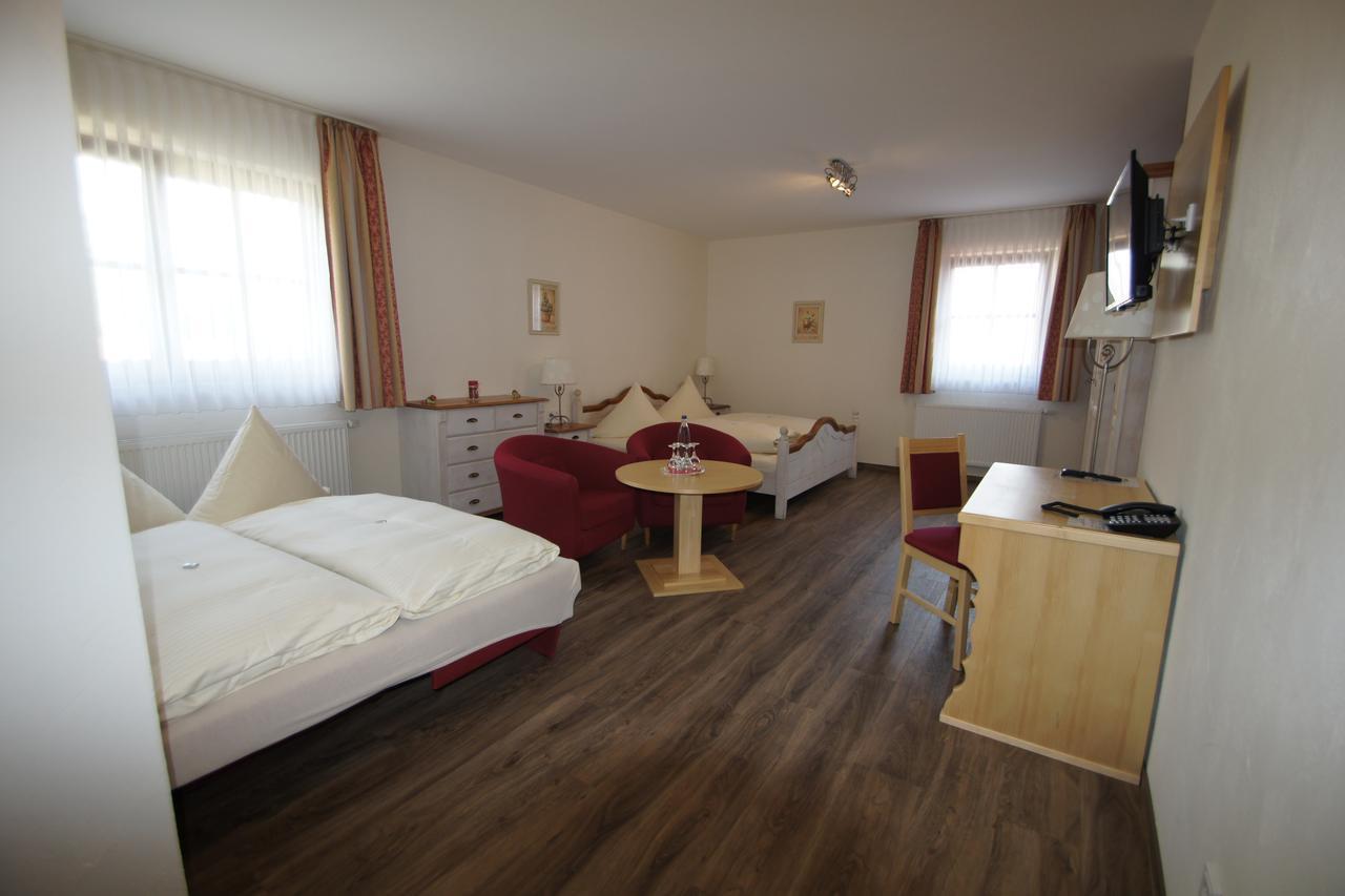 Gasthof Schoenau Heilsbronn Bagian luar foto